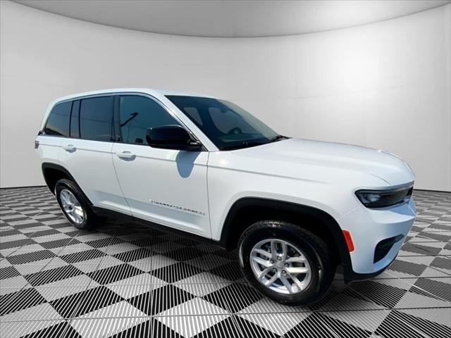 2025 Jeep Grand Cherokee GRAND CHEROKEE LAREDO X 4X2