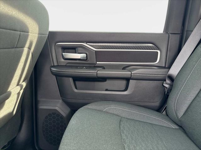 2026 Ram 2500 Big Horn Crew Cab 4x2 6'4" Box