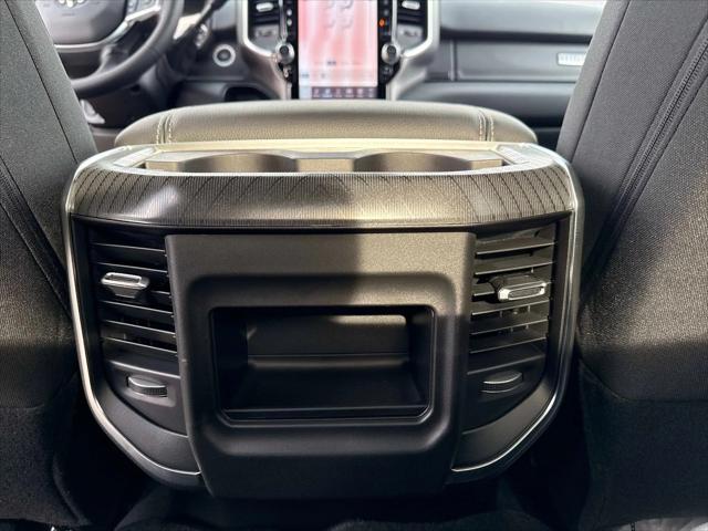 2026 Ram 2500 Big Horn Crew Cab 4x2 6'4" Box