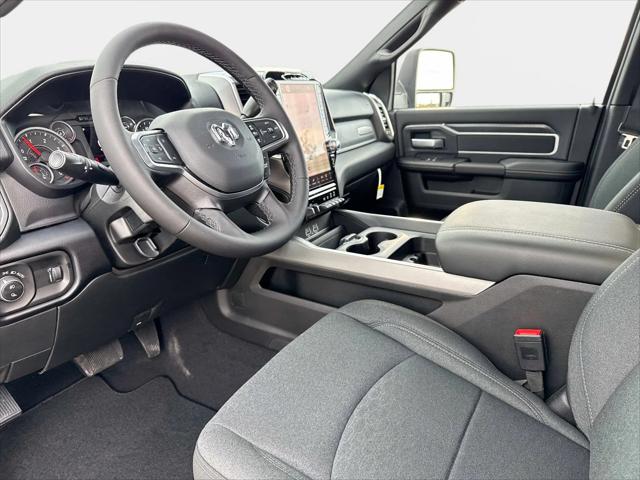 2026 Ram 2500 Big Horn Crew Cab 4x2 6'4" Box