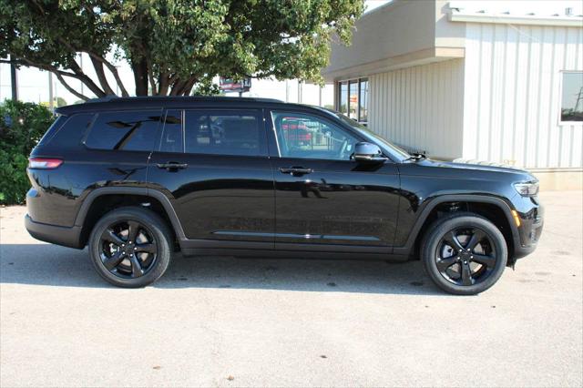 2025 Jeep Grand Cherokee GRAND CHEROKEE L ALTITUDE 4X4 2025 Jeep Grand Cherokee GRAND CHEROKEE L ALTITUDE 4X4