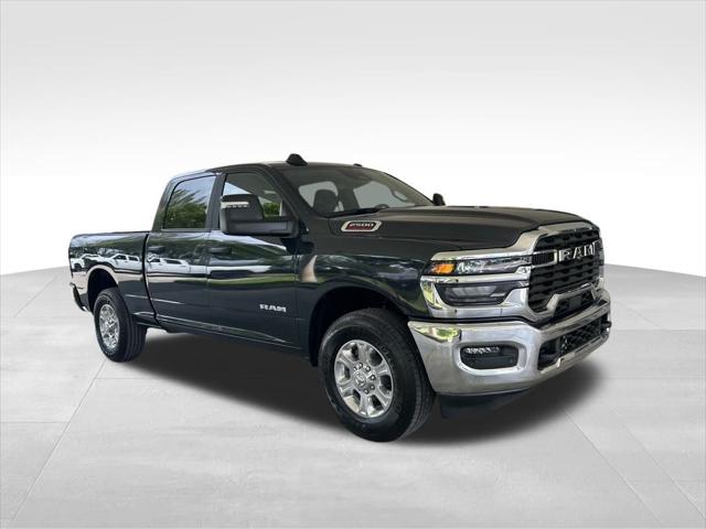 2025 RAM Ram 2500 RAM 2500 BIG HORN CREW CAB 4X2 64 BOX