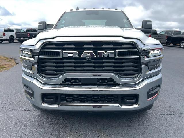 2026 RAM Ram 3500 Chassis Cab RAM 3500 TRADESMAN CREW CAB CHASSIS 4X4 60 CA