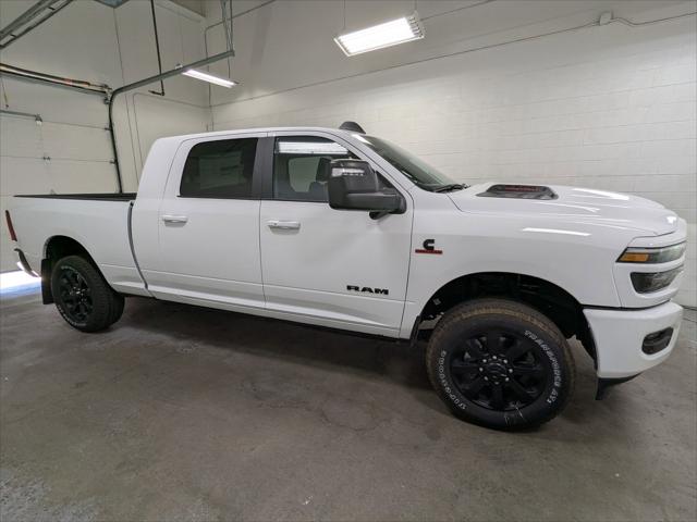 2026 RAM Ram 3500 RAM 3500 LARAMIE MEGA CAB 4X4 64 BOX