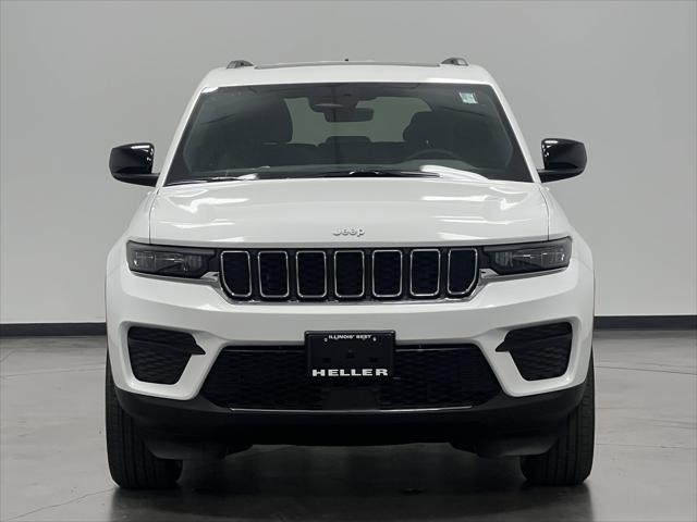 2025 Jeep Grand Cherokee GRAND CHEROKEE LAREDO X 4X4 2025 Jeep Grand Cherokee GRAND CHEROKEE LAREDO X 4X4