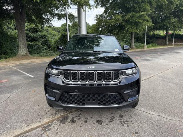 2025 Jeep Grand Cherokee GRAND CHEROKEE LAREDO X 4X2