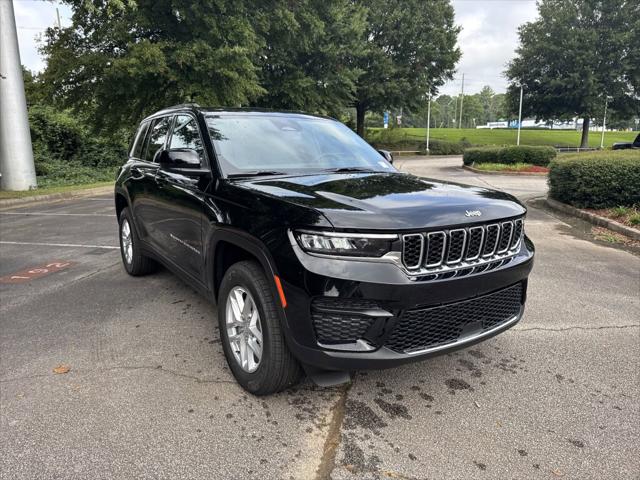 2025 Jeep Grand Cherokee GRAND CHEROKEE LAREDO X 4X2
