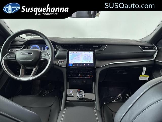 2025 Jeep Grand Cherokee GRAND CHEROKEE L LIMITED 4X4 2025 Jeep Grand Cherokee GRAND CHEROKEE L LIMITED 4X4