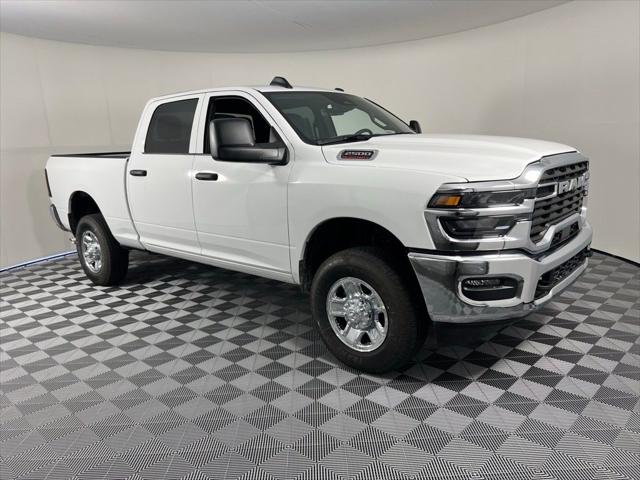 2026 RAM Ram 2500 RAM 2500 TRADESMAN CREW CAB 4X4 64 BOX