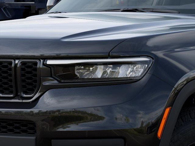 2025 Jeep Grand Cherokee Unknown
