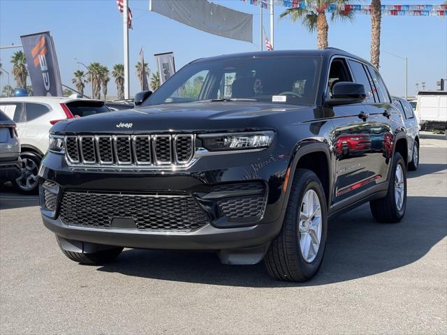 2025 Jeep Grand Cherokee GRAND CHEROKEE LAREDO X 4X2 2025 Jeep Grand Cherokee GRAND CHEROKEE LAREDO X 4X2