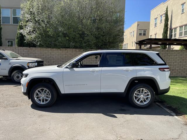 2025 Jeep Grand Cherokee GRAND CHEROKEE LAREDO X 4X2 2025 Jeep Grand Cherokee GRAND CHEROKEE LAREDO X 4X2