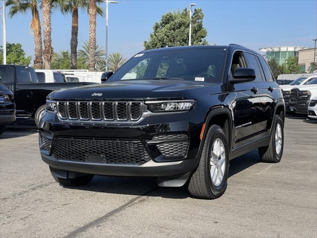 2025 Jeep Grand Cherokee GRAND CHEROKEE LAREDO X 4X2 2025 Jeep Grand Cherokee GRAND CHEROKEE LAREDO X 4X2