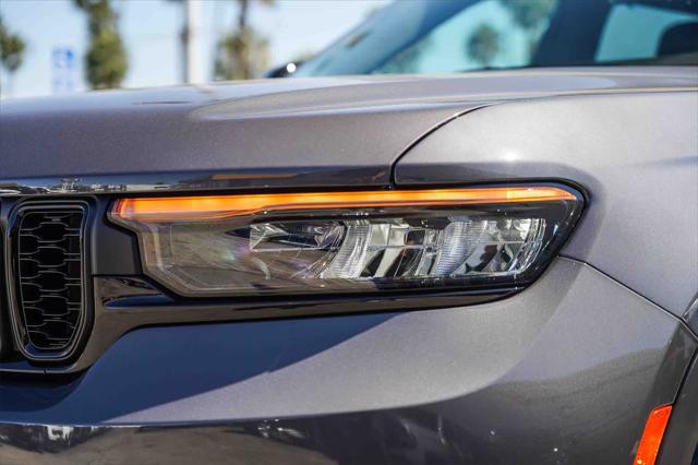 2025 Jeep Grand Cherokee GRAND CHEROKEE L LIMITED 4X4 2025 Jeep Grand Cherokee GRAND CHEROKEE L LIMITED 4X4