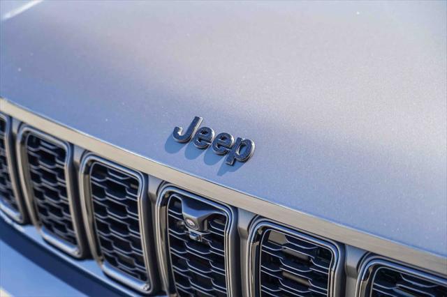 2025 Jeep Grand Cherokee GRAND CHEROKEE L LIMITED 4X4 2025 Jeep Grand Cherokee GRAND CHEROKEE L LIMITED 4X4