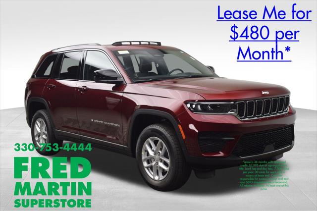 2025 Jeep Grand Cherokee GRAND CHEROKEE LAREDO X 4X4