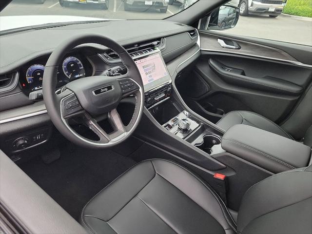 2025 Jeep Grand Cherokee GRAND CHEROKEE LIMITED 4X4 2025 Jeep Grand Cherokee GRAND CHEROKEE LIMITED 4X4