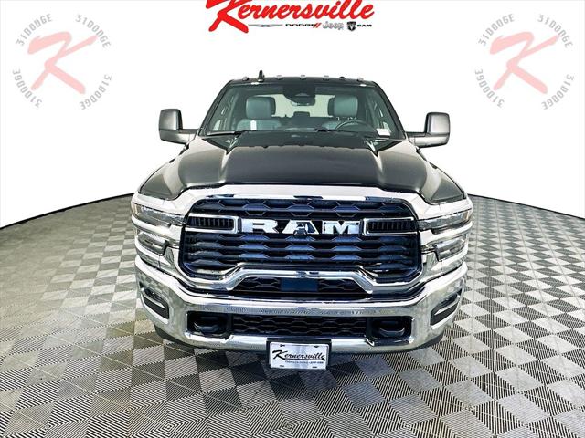 2026 RAM Ram 3500 RAM 3500 TRADESMAN CREW CAB 4X2 64 BOX
