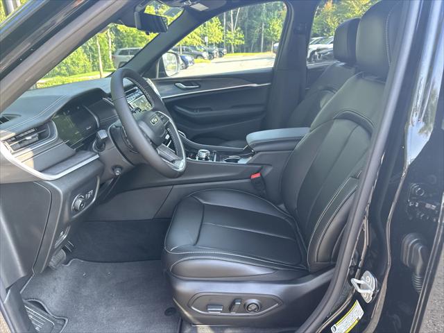 2025 Jeep Grand Cherokee Limited 4x2