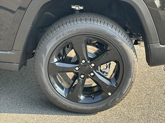2025 Jeep Grand Cherokee Limited 4x2