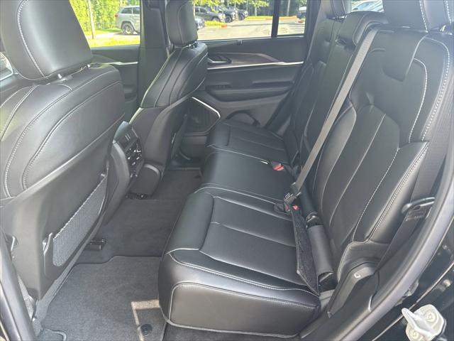 2025 Jeep Grand Cherokee Limited 4x2