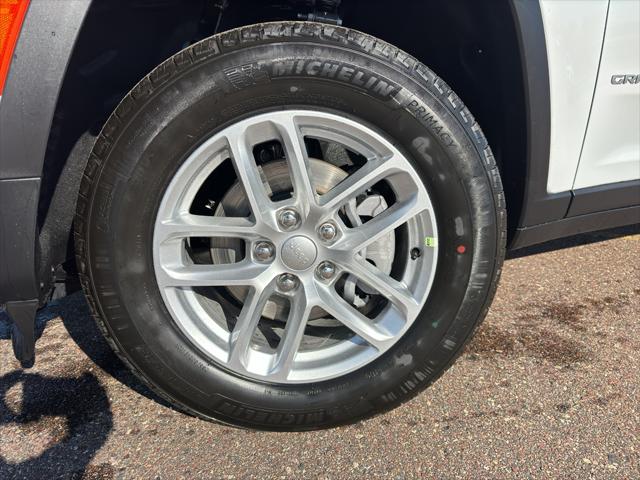 2025 Jeep Grand Cherokee GRAND CHEROKEE LAREDO X 4X4