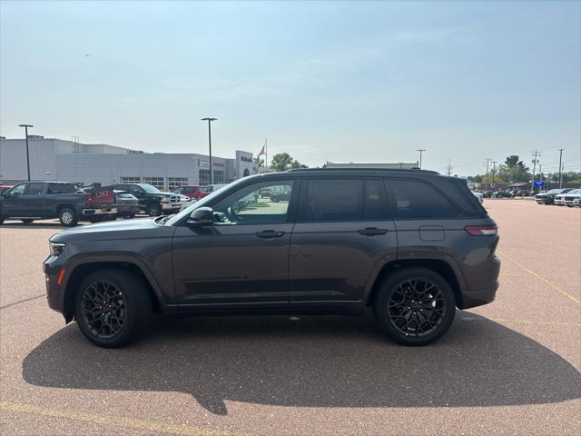 2025 Jeep Grand Cherokee GRAND CHEROKEE SUMMIT 4X4