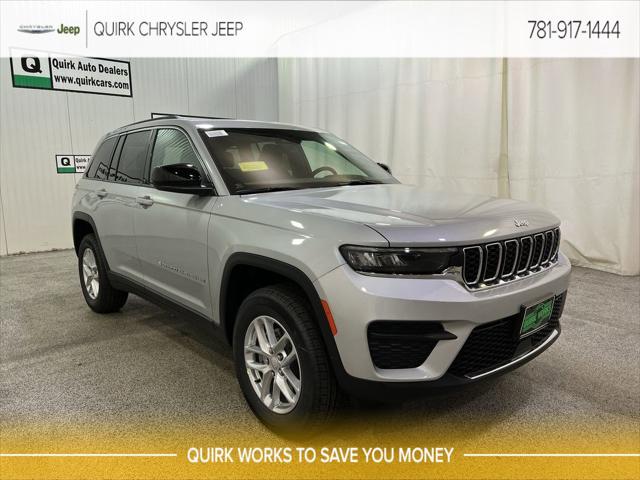 2025 Jeep Grand Cherokee GRAND CHEROKEE LAREDO X 4X4