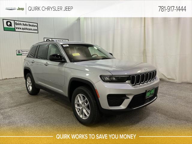 2025 Jeep Grand Cherokee GRAND CHEROKEE LAREDO X 4X4