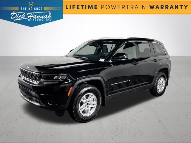 2025 Jeep Grand Cherokee GRAND CHEROKEE LAREDO 4X4