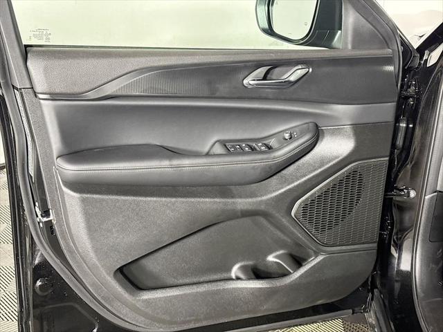 2025 Jeep Grand Cherokee Laredo 4x4