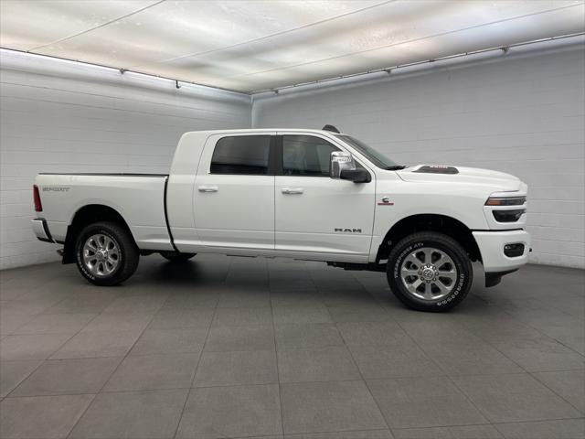2025 RAM Ram 2500 RAM 2500 LARAMIE MEGA CAB 4X4 64 BOX