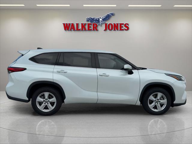 2022 Toyota Highlander L