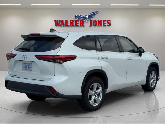2022 Toyota Highlander L