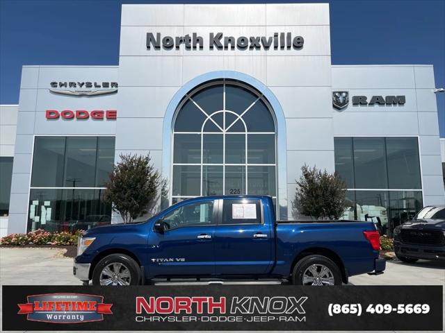 2019 Nissan TITAN SV