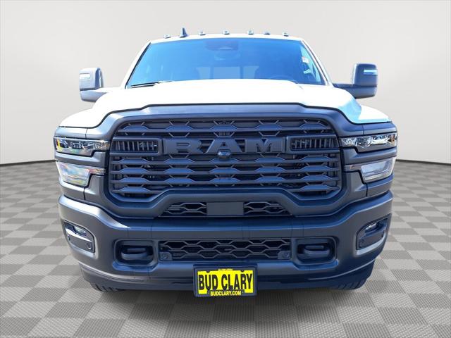 2025 RAM Ram 3500 RAM 3500 TRADESMAN CREW CAB 4X4 8 BOX