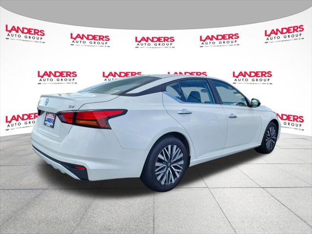 2024 Nissan Altima SV FWD