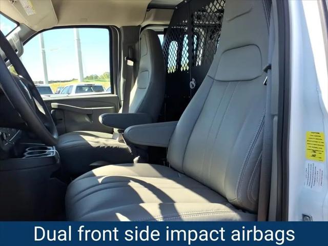 2025 Chevrolet Express Cargo Van RWD 2500 Regular Wheelbase WT