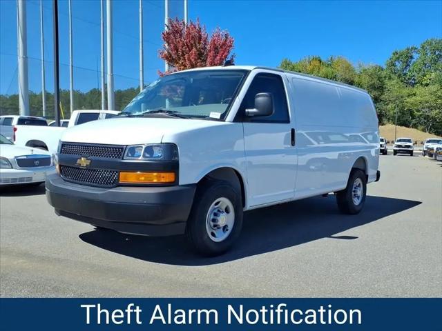 2025 Chevrolet Express Cargo Van RWD 2500 Regular Wheelbase WT