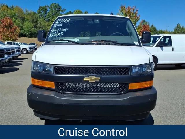 2025 Chevrolet Express Cargo Van RWD 2500 Regular Wheelbase WT
