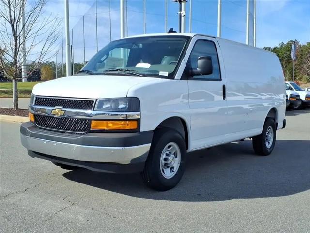 2025 Chevrolet Express Cargo Van RWD 2500 Regular Wheelbase WT
