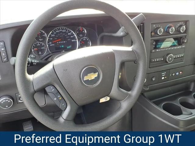 2025 Chevrolet Express Cargo Van RWD 2500 Regular Wheelbase WT