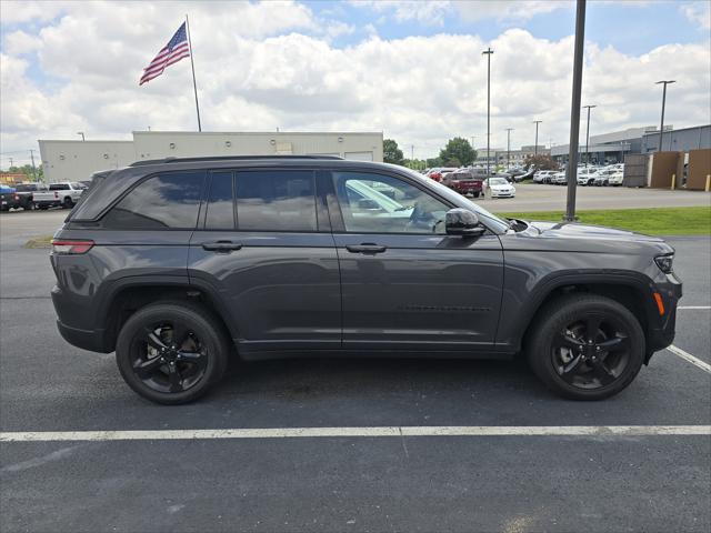 2023 Jeep Grand Cherokee Altitude 4x4