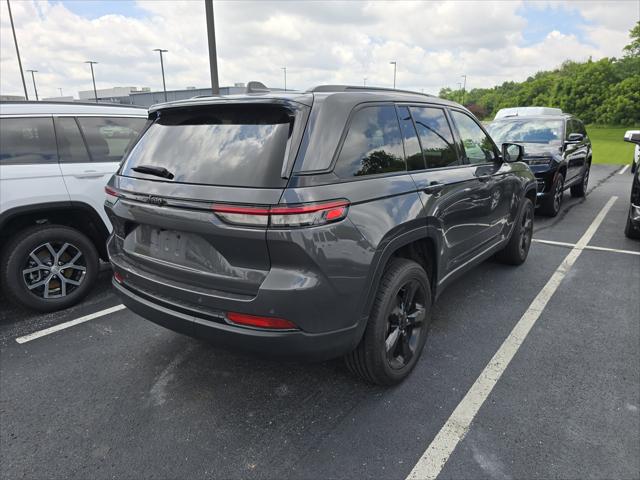 2023 Jeep Grand Cherokee Altitude 4x4