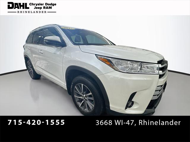 2017 Toyota Highlander SE