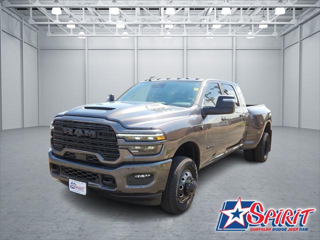 2025 RAM Ram 3500 RAM 3500 LARAMIE MEGA CAB 4X4 64 BOX