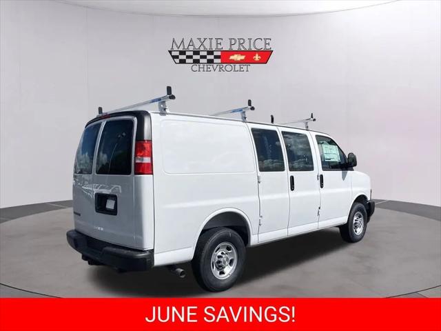2025 Chevrolet Express Cargo Van RWD 2500 Regular Wheelbase WT