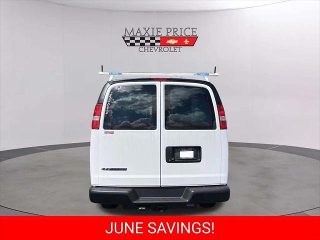 2025 Chevrolet Express Cargo Van RWD 2500 Regular Wheelbase WT