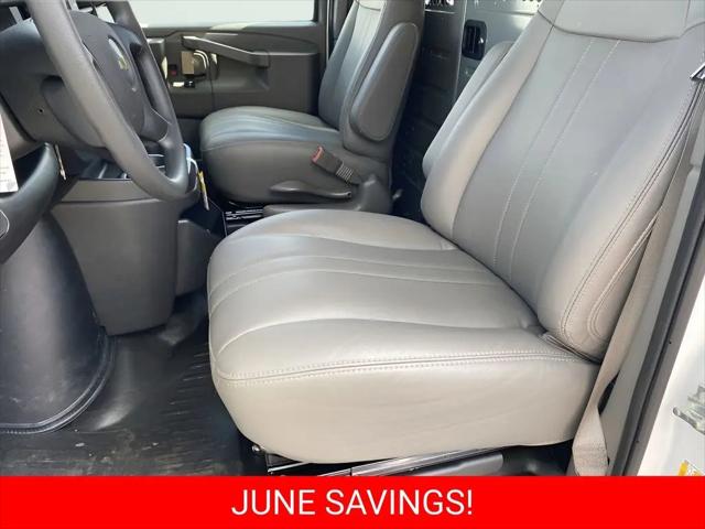 2025 Chevrolet Express Cargo Van RWD 2500 Regular Wheelbase WT