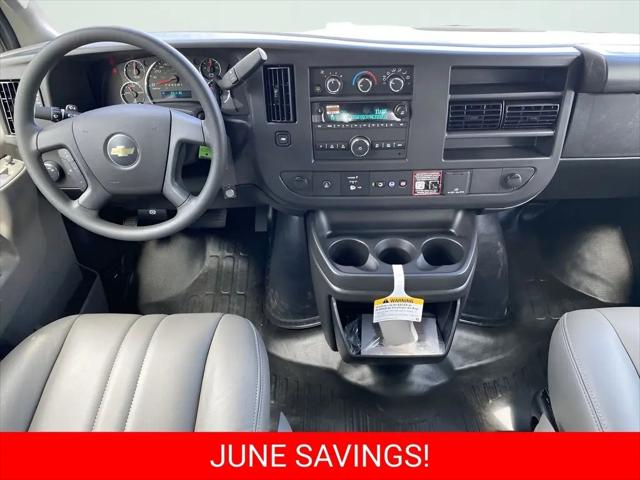 2025 Chevrolet Express Cargo Van RWD 2500 Regular Wheelbase WT